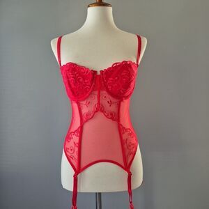 Victoria's Secret Red Vintage Y2K Bustier Corset and Garters Womens 36C